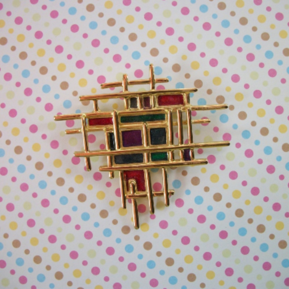 Vintage Lady Remington Post Modern Enamel Brooch